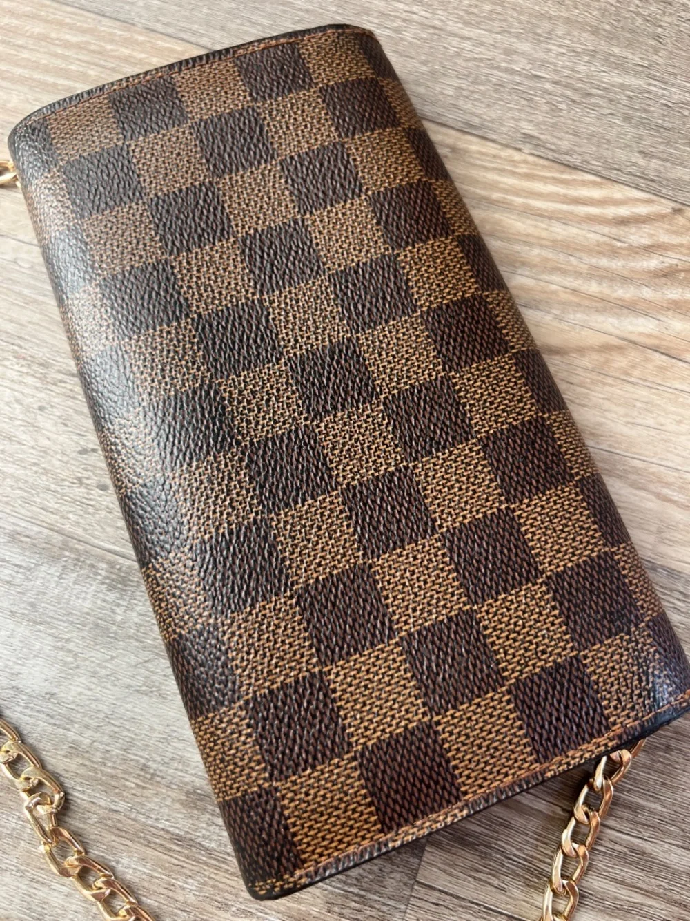 Authentic Sarah Wallet Louis Vuitton